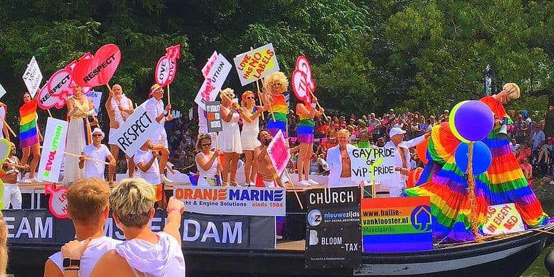 El Canal Parade del WorldPride llena los canales de Ámsterdam este sábado