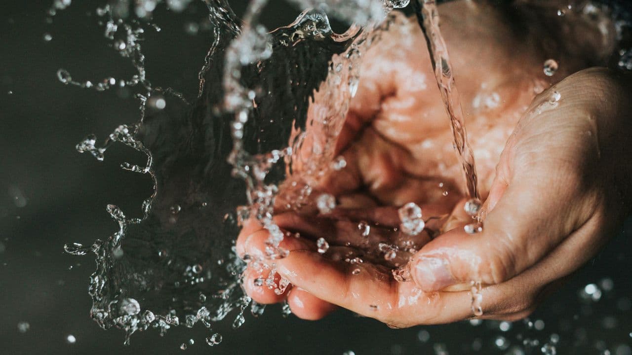 Agua