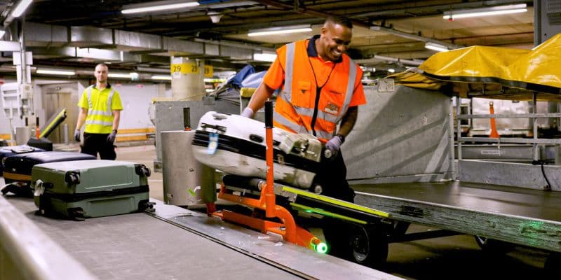 Elevador de equipaje en Schiphol