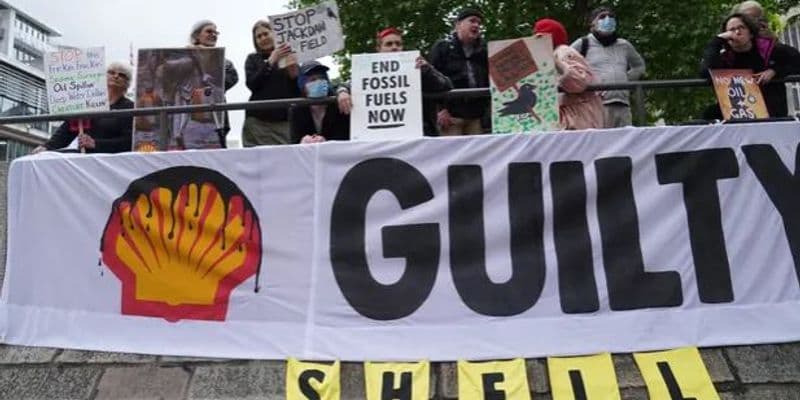 Shell protesta - Foto The Guardian