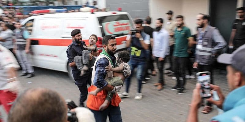 Rescatando niños heridos en Gaza