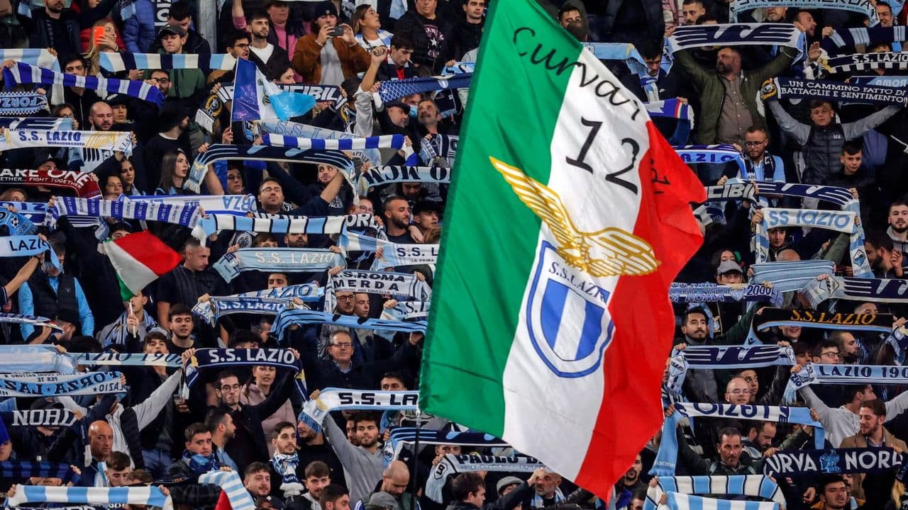 Aficionados de la Lazio denuncian a la alcaldesa de Ámsterdam