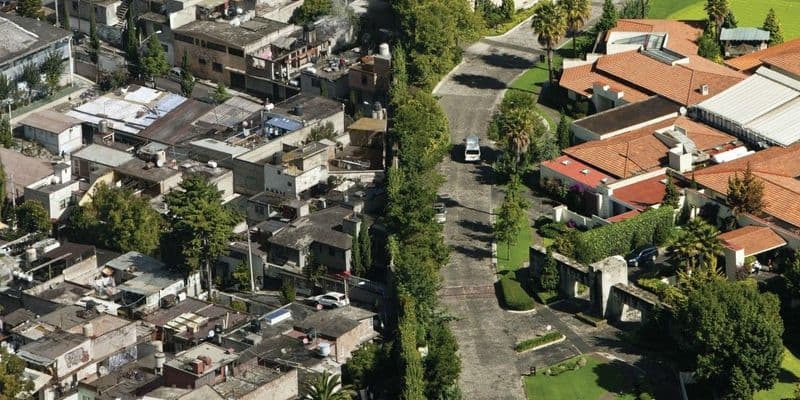 Barrio pobre y barrio rico