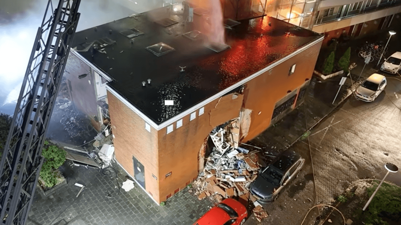 Explosión en edificio de apartamentos en Osdorp, Amsterdam