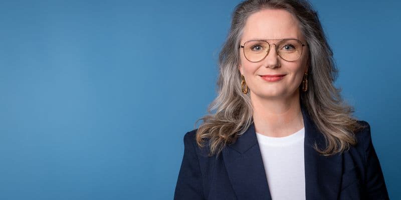 La ministra de Sanidad no apoyará el aumento de salarios en farmacias