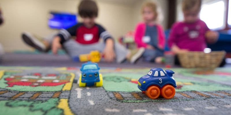 La prestación por cuidado de hijos aumentará hasta 1.000 euros