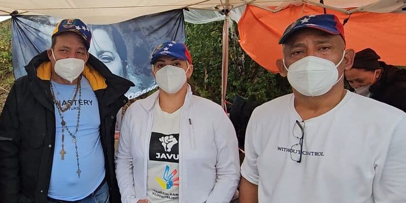 Venezolanos en huelga de hambre frente a la CPI en La Haya: “Queremos justicia“