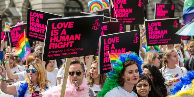 Cae la aceptación LGBTQ+ en Países Bajos: solo 43 % se siente seguro