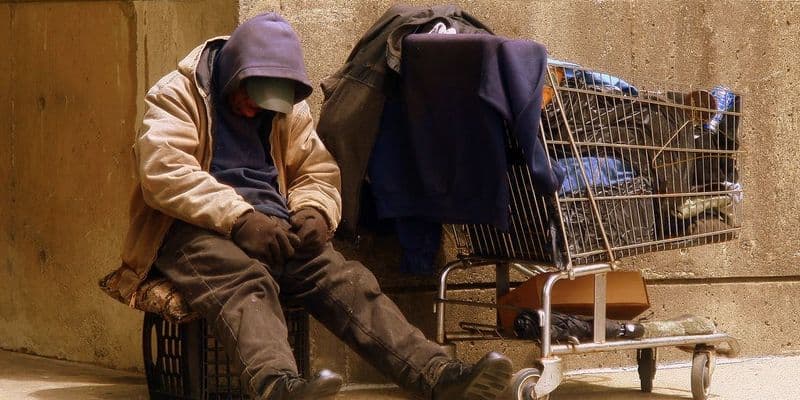 Propuesta de plan para ayudar a trabajadores sin hogar a conseguir empleo
