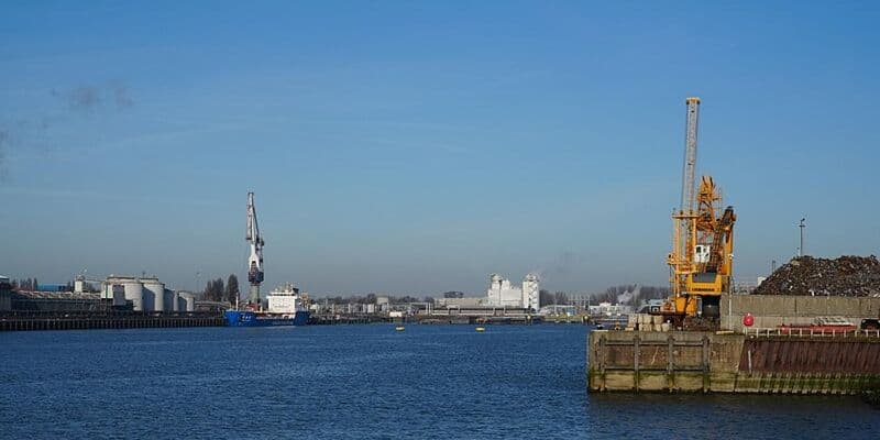 Accidente en barco de Róterdam: dos muertos y dos heridos graves