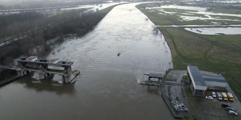 Se suspende la extracción de agua del río Maas por contaminación