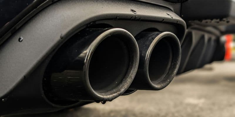 Róterdam prueba cámaras para detectar vehículos ruidosos