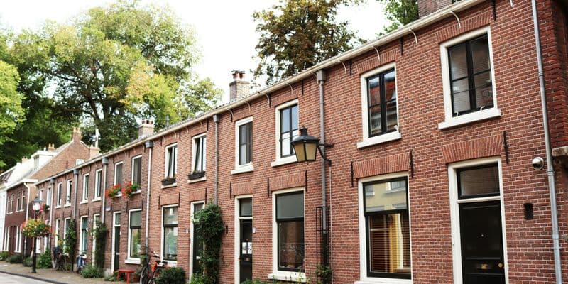 El parlamento veta la prioridad de vivienda para refugiados en Países Bajos