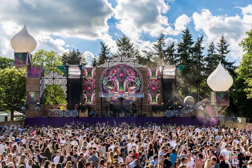 Festival por el día de la ascensión en Enschede