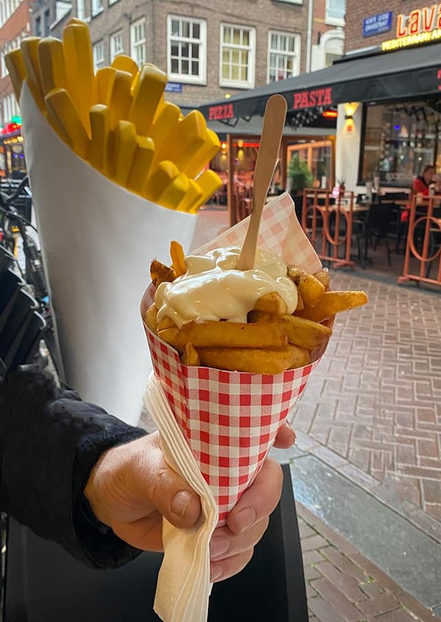 Papas fritas tipicas holandesas