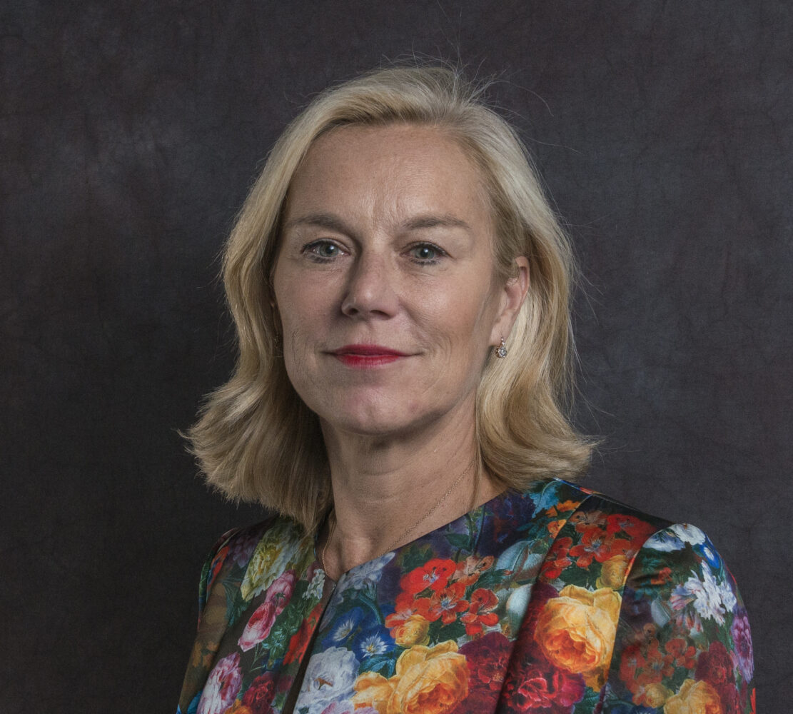 Sigrid Kaag se retira de por acoso en línea a las mujeres políticas