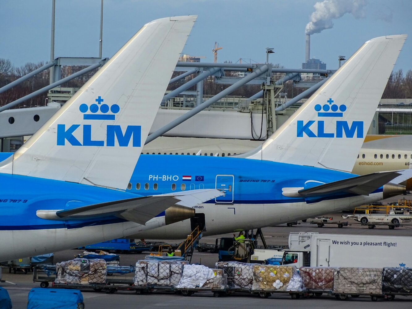 KLM suspende vuelos a Tel Aviv hasta octubre y evita espacio aéreo israelí