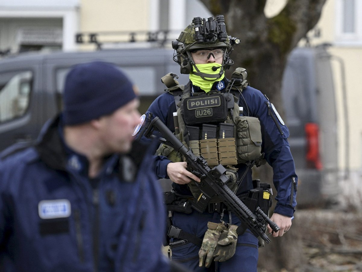 Policía Finlandés en el tiroteo en la escuela de Vantaa