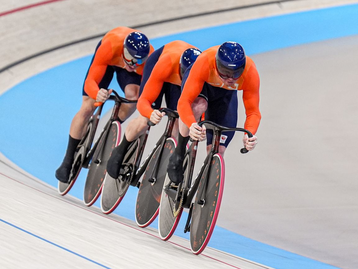 Equipo Ciclista Holandés Rompe Récord Mundial en Sprint por Equipos