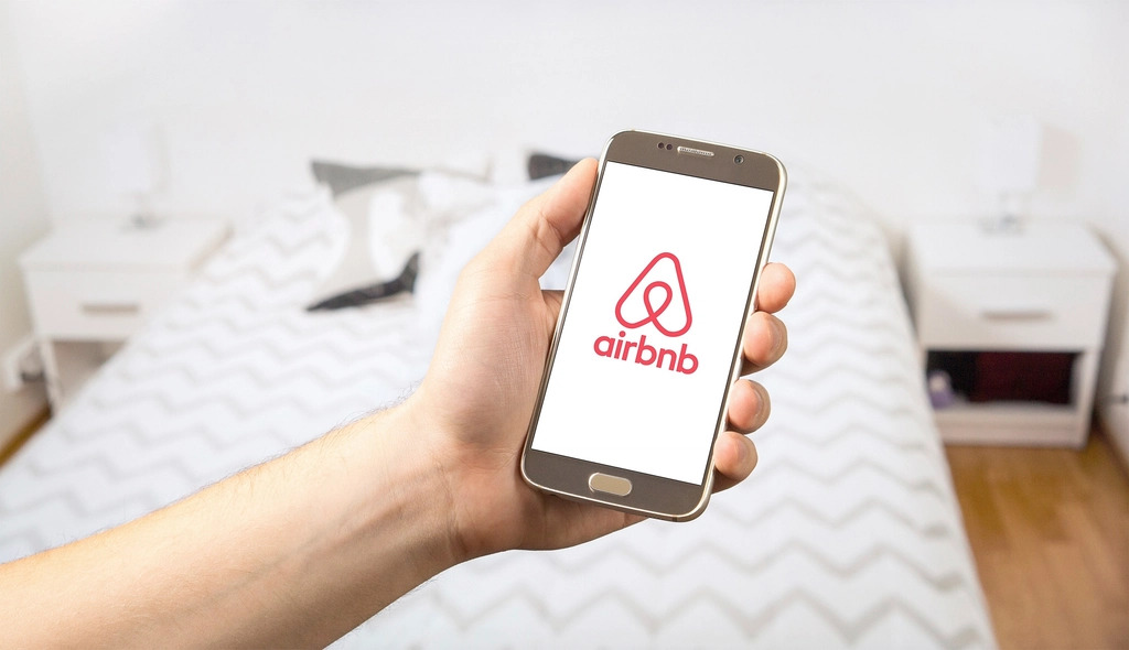 El fraude en los registros de Airbnb pone en duda la normativa