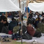 Cambios en la gestión de subsidios dejan a refugiados en riesgo