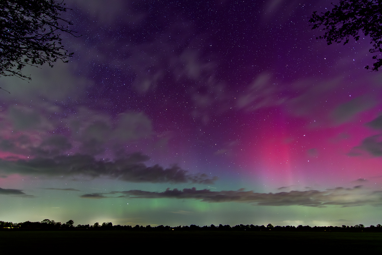 Auroras boreales iluminaron el cielo de Holanda anoche