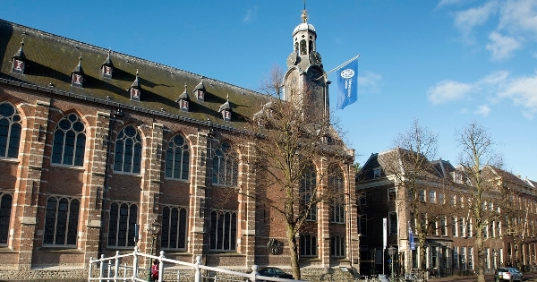 Universidades de Leiden y Utrecht cancelan sus cursos de lenguas