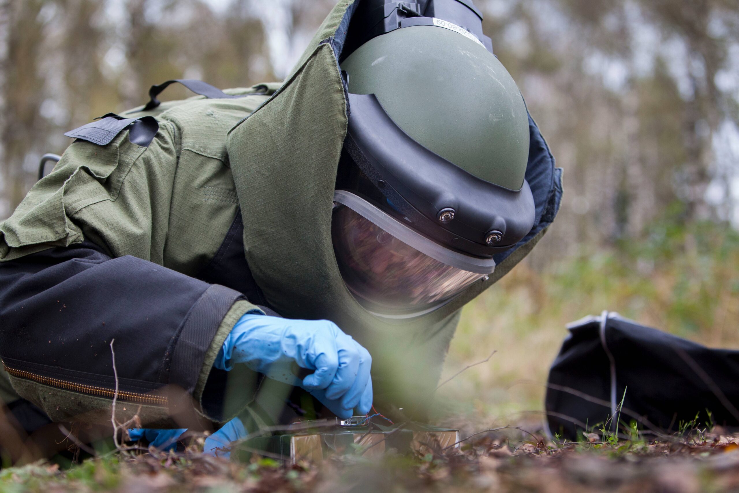 Neutralizan bombas de la Segunda Guerra Mundial en Países Bajos