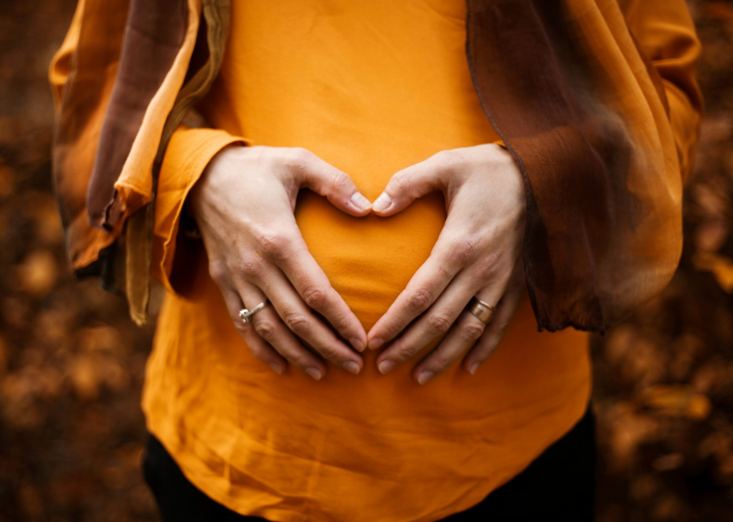 Mujer embarazada - Foto de Alicia Petresc en Unsplash