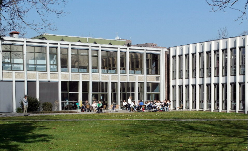 Escuela de hostelería en Maastricht - Foto de Kleon3 en Wikimedia Commons