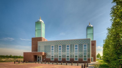 Mezquita Omar Ibn Al Khattab en Almere - Foto en moskeeomar